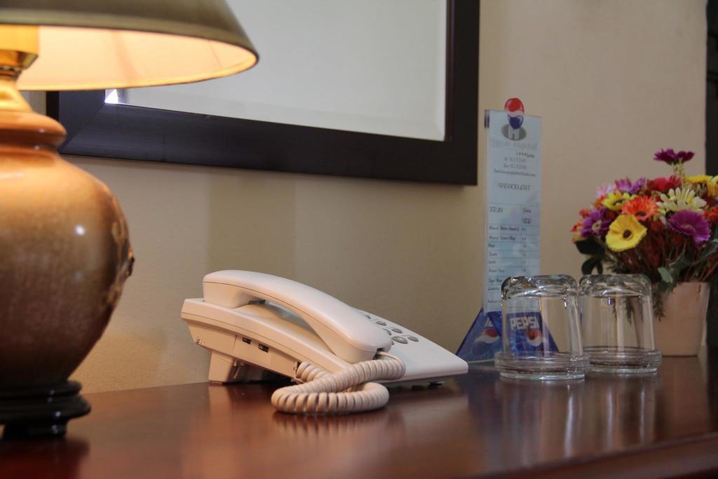 Hanoi Capital Hotel Экстерьер фото